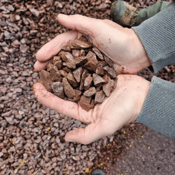 3/4" Red Stone – Per Ton